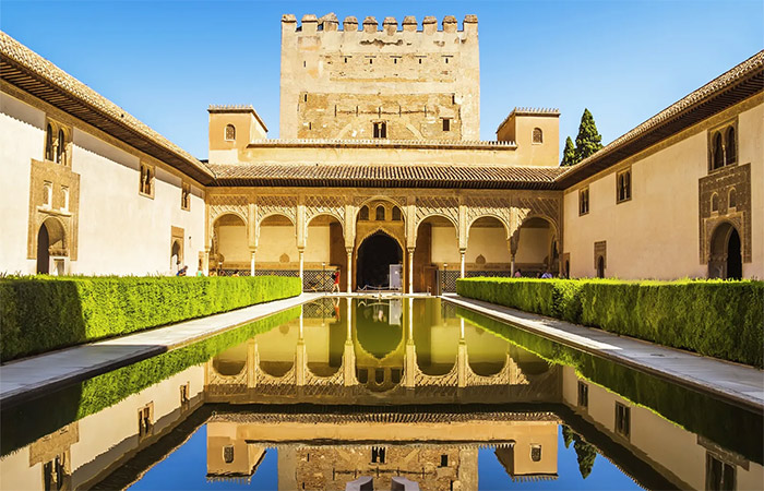 Descubre la Alhambra y los Jardines del Generalife