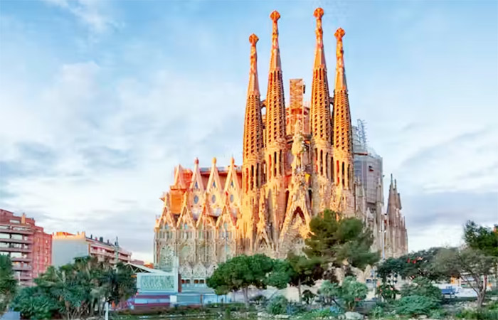 Tour por La Sagrada Familia y los mercados de alimentos de Barcelona