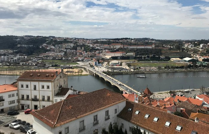 Traslado a Oporto vía Coimbra