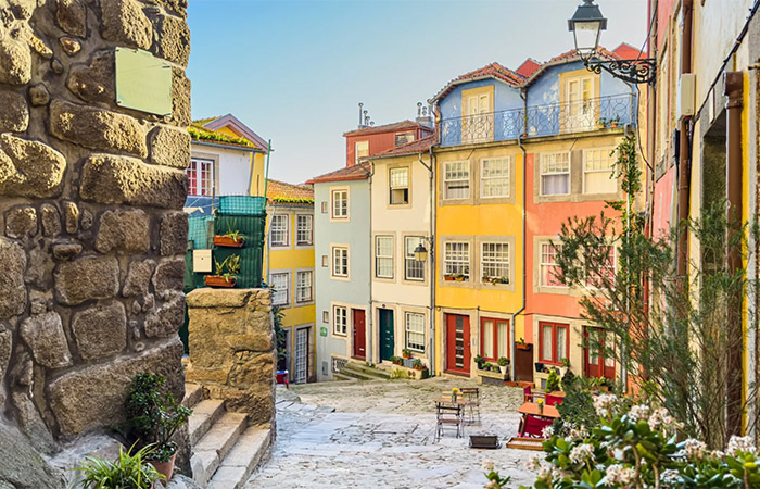 Vistas de Oporto desde el río Duero