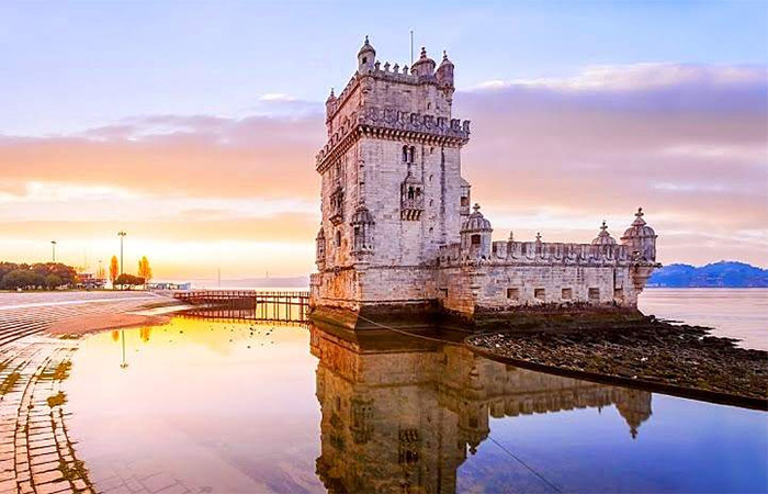 Visita guiada a Lisboa y cena de fado