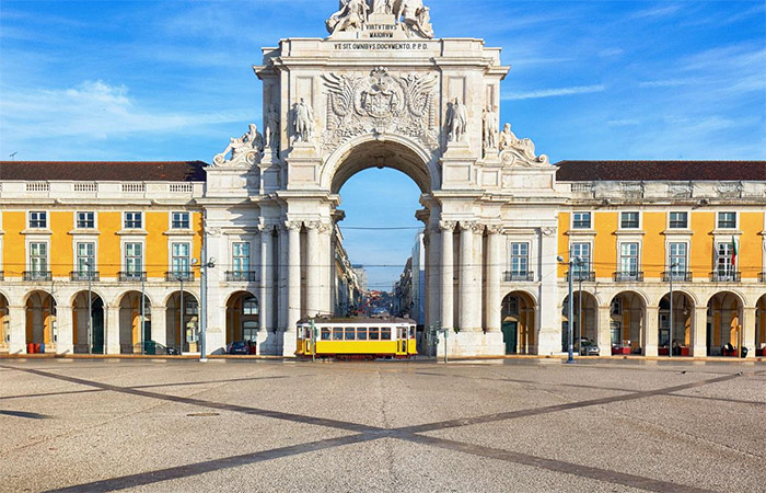 Visita guiada de Lisboa y velada de fado