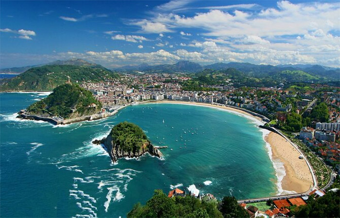 Vuelo a San Sebastián y el País Vasco