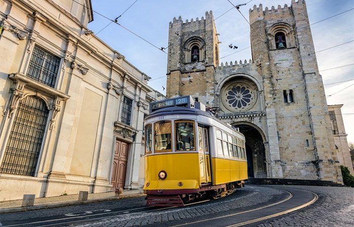 Viaje a Lisboa, salida