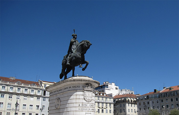 Visita guiada de Lisboa y Noche de Fado