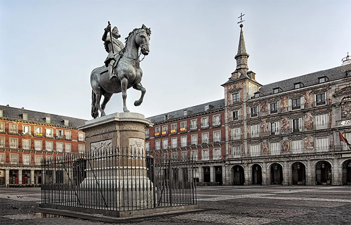 De Granada a Madrid, Madrid para niños con actividades y aperitivos