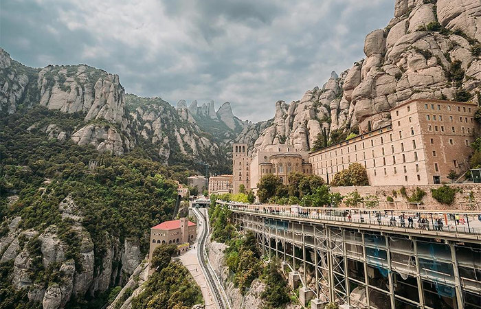 Excursión de un día a Monserrat y cata de vinos