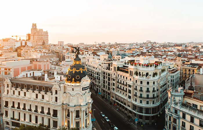 Madrid y Barcelona rutas poco habituales - 5 días