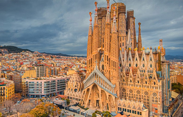 Tour de medio día por la ciudad y La Sagrada Familia