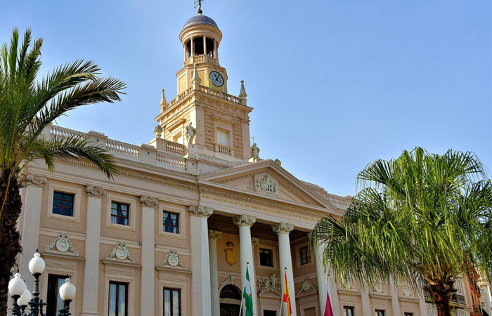 Descubre Cádiz en un tour autoguiado