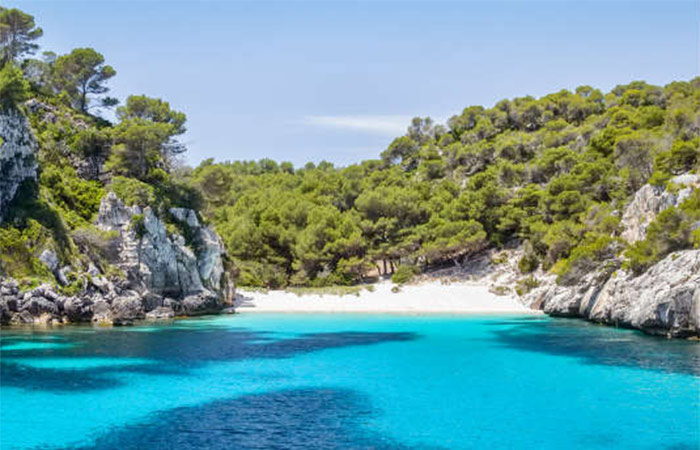 Día de playa autoguiado en Menorca