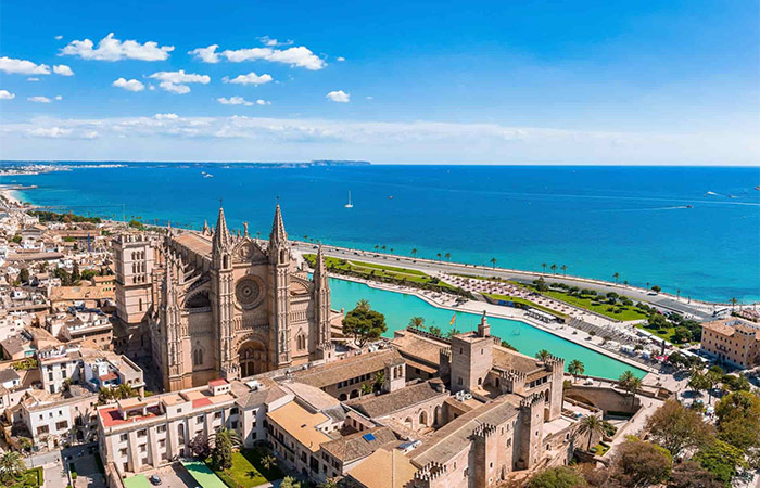 Salida de España desde Mallorca