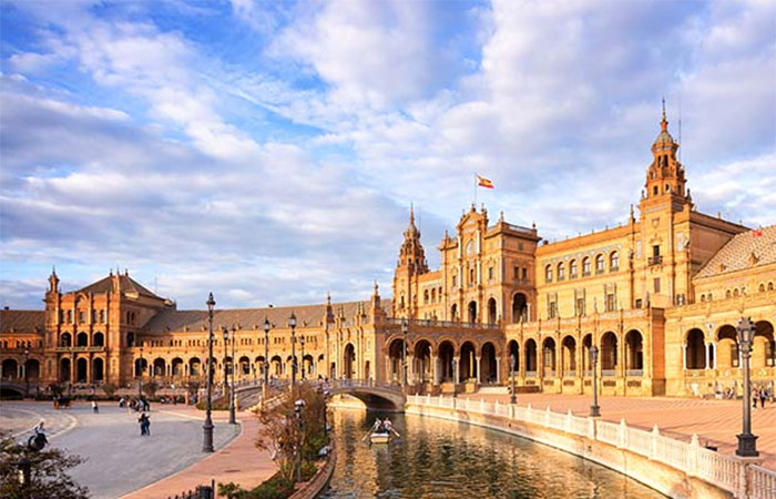 Tren a Sevilla, tour de medio día por la ciudad