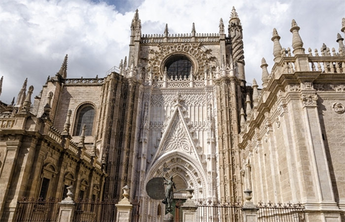 Visita a la Catedral y el Alcázar de Sevilla