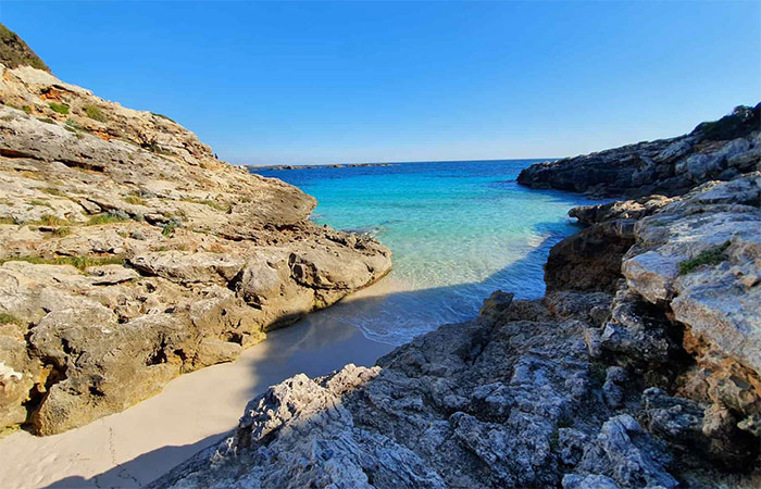 Vuelo de Granada a Menorca - Explora