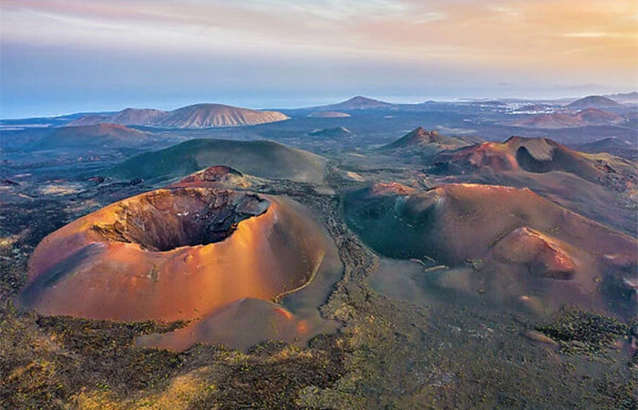 En el corazón de los volcanes