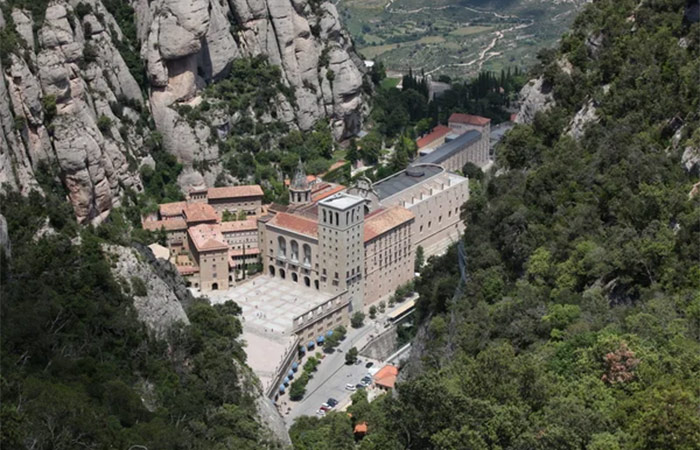 Excursión de un día a Montserrat y ruta del vino