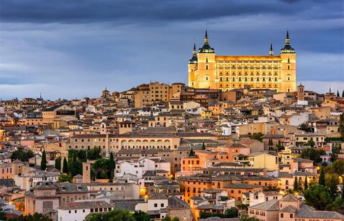 Excursión de un día a Toledo visita privada por la ciudad y almuerzo gourmet