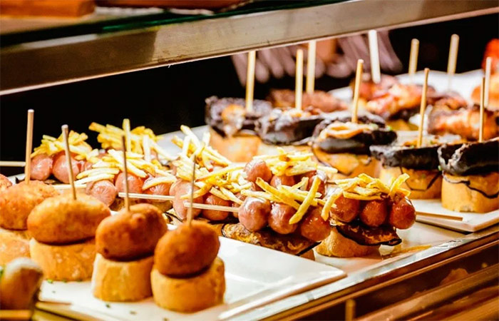 Explora Madrid con un tour de tapas