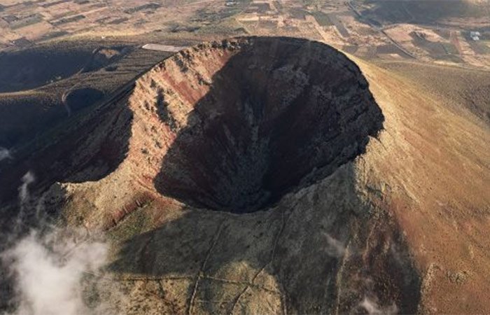 La Corona y los Riscos de Famara