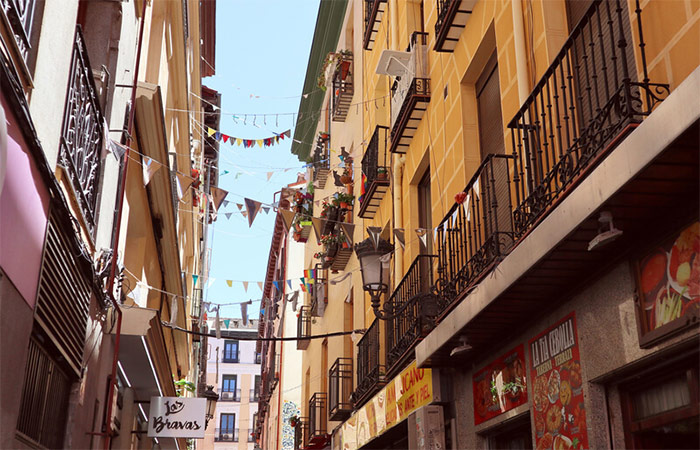 Llegada a Madrid, experiencia de tapas por la noche