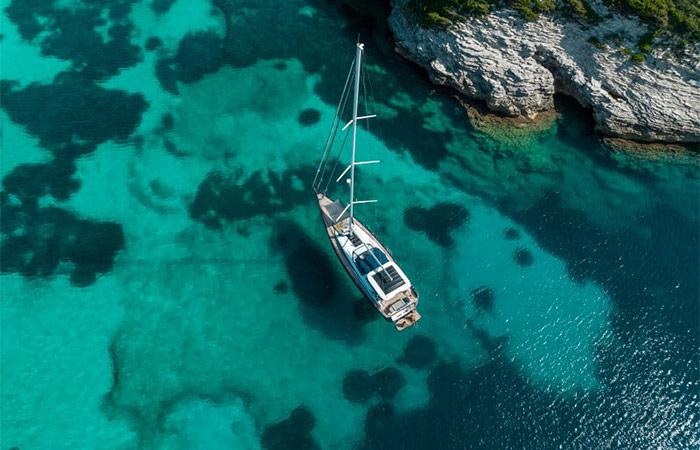 Tour Palma de Mallorca - Cena a bordo de un velero al atardecer