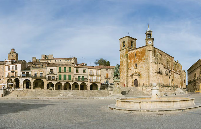 Viaje a Trujillo, caminata guiada