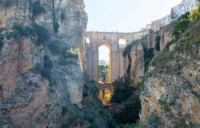 Paseo por Ronda, Visita autoguiada a Ardales