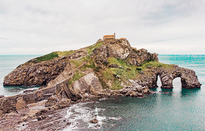 Tour de Historia Vasca Gaztelugatxe, Bermeo y Gernika