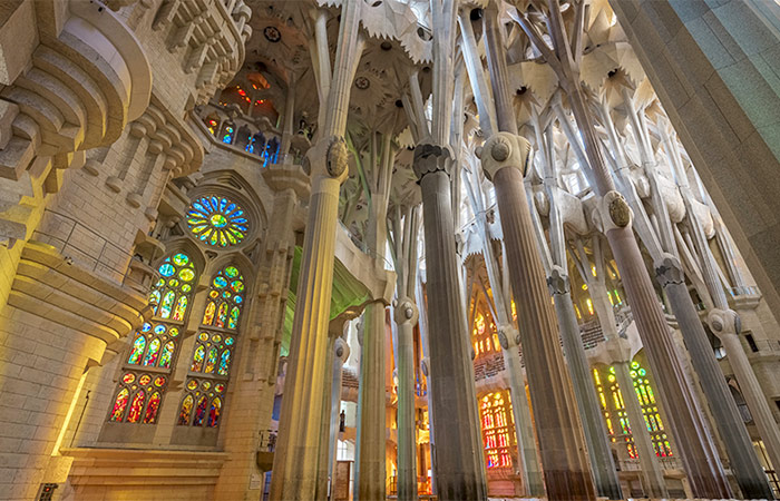 Visita el Parque Güell y la Sagrada Familia